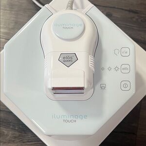 Iluminage Touch Hair Removal Device